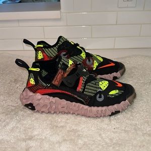 Men’s Nike shoe size 9.5